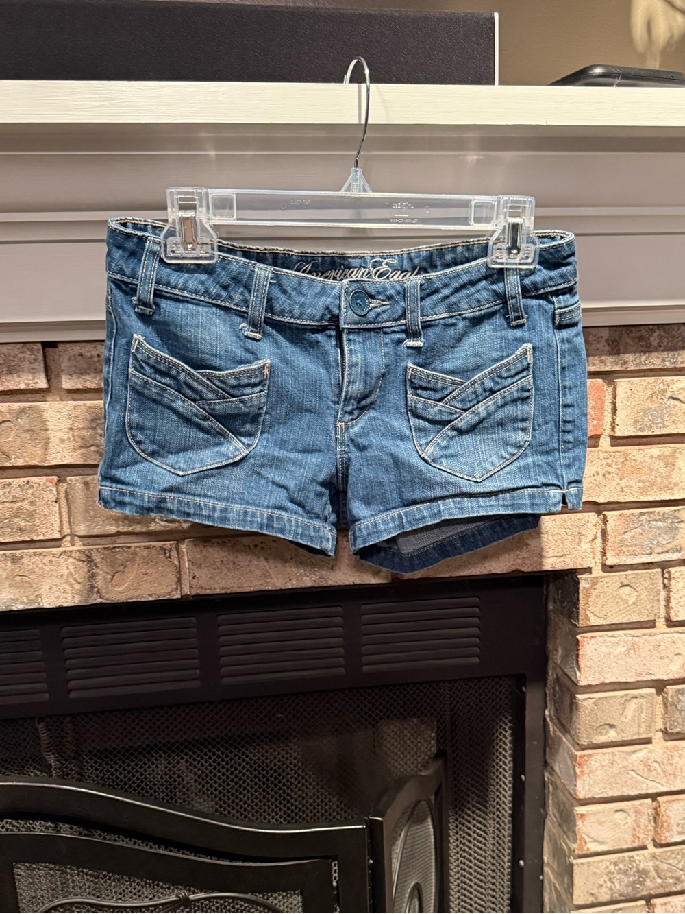 American Eagle stretch denim shorts, size 4, EUC